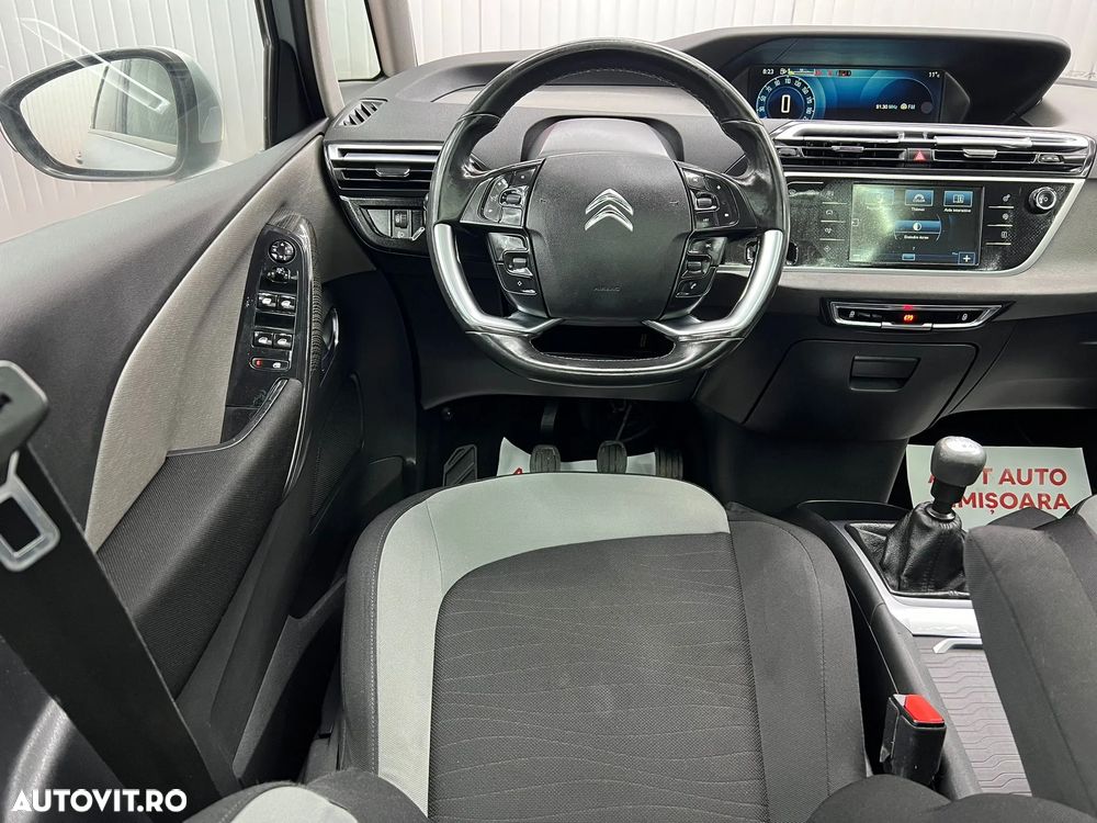 Citroën C4 Picasso - 8