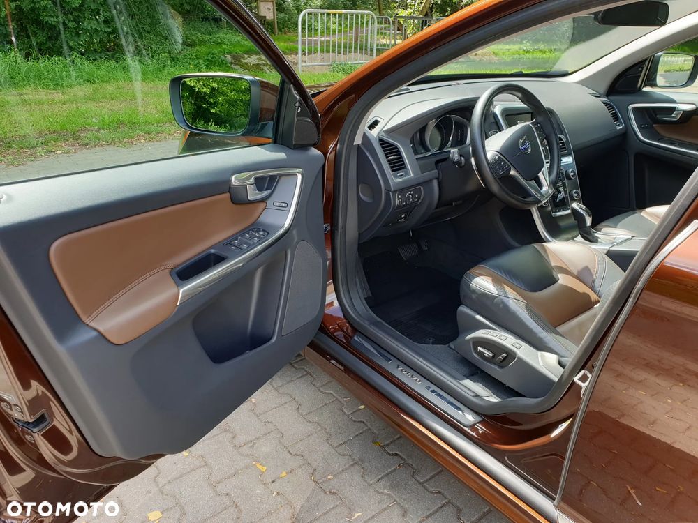 Volvo XC 60 T6 AWD Summum - 9