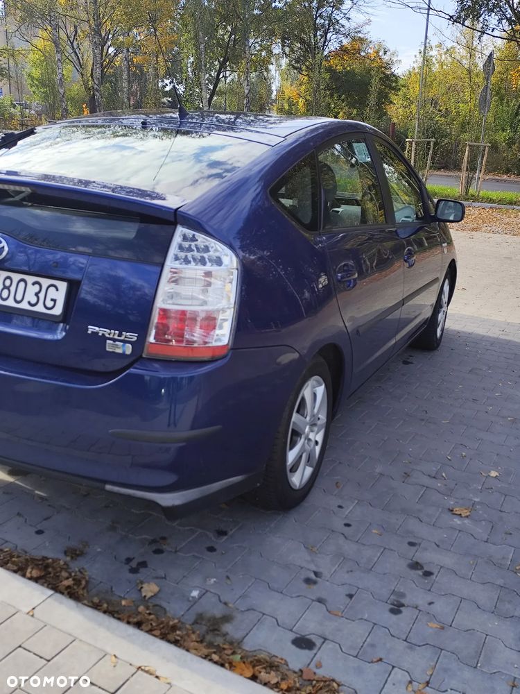 Toyota Prius 1.5 VVT-i Sol - 3