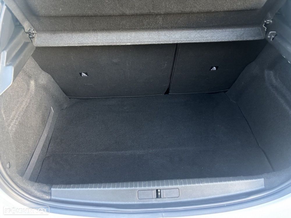 Peugeot 208 1.2 PureTech Active - 17