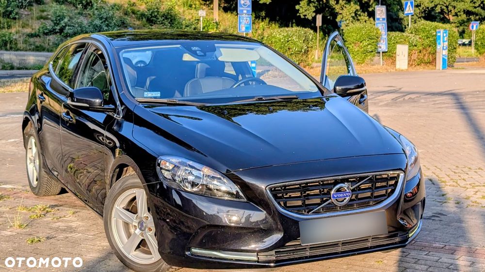 Volvo V40 D4 Momentum - 4