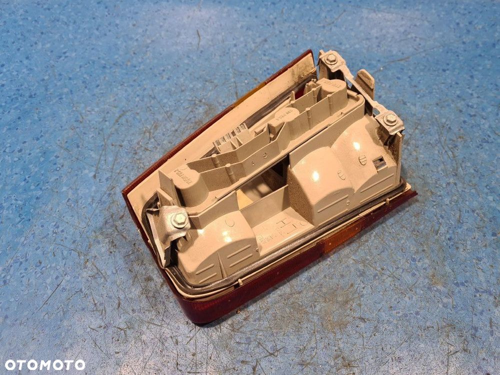 OPEL KADETT E LIFT LAMPA TYŁ LEWA ZEWNĘTRZNA - 8