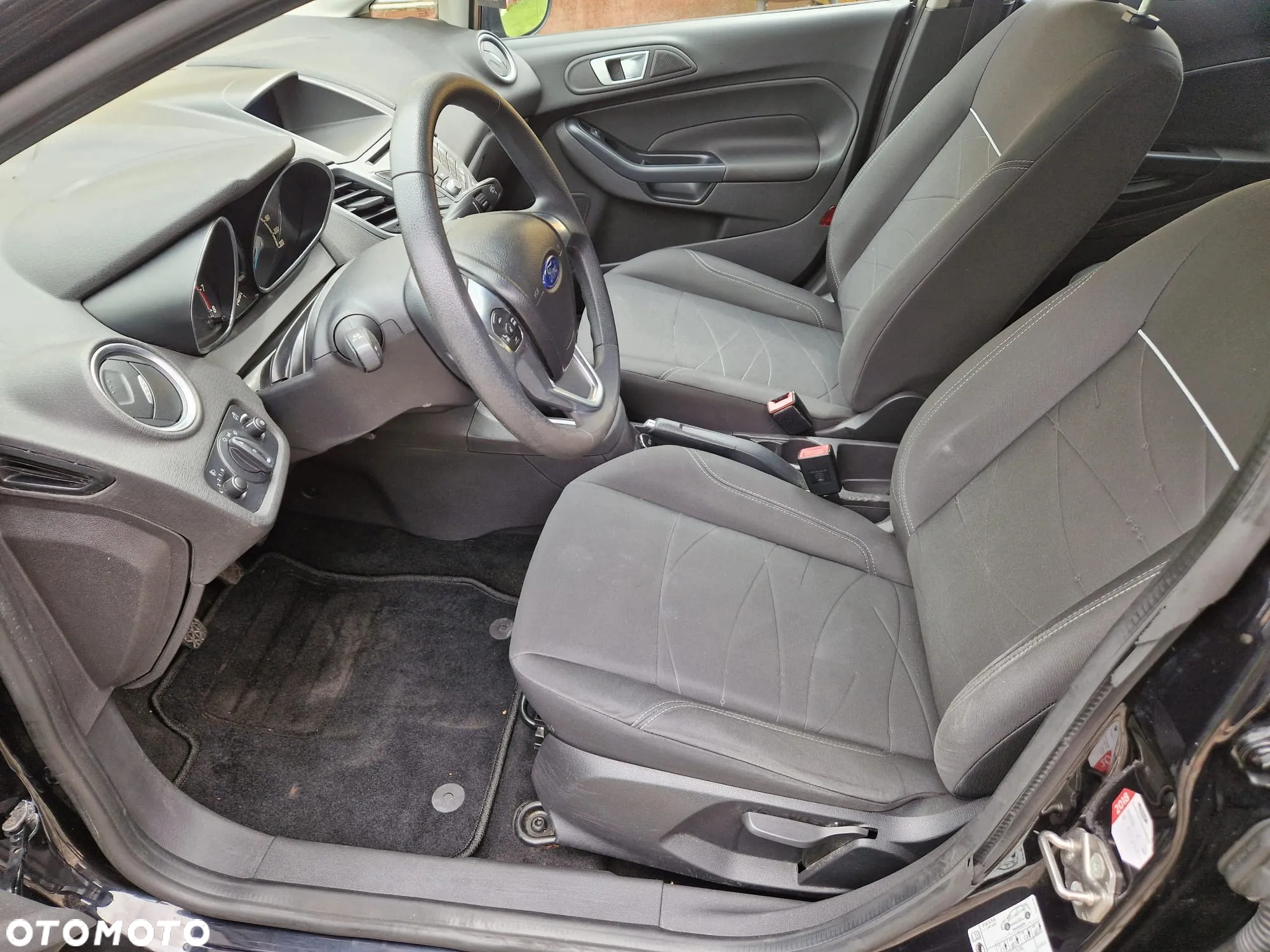Ford Fiesta - 23