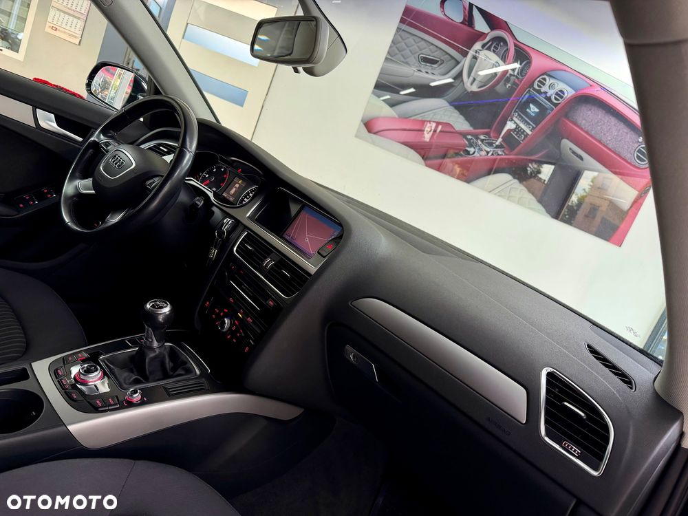 Audi A4 Avant 2.0 TDI Limited Edition - 13