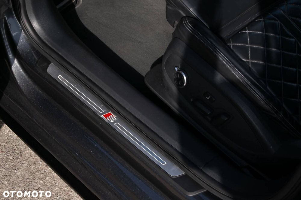 Audi S4 Limousine - 11