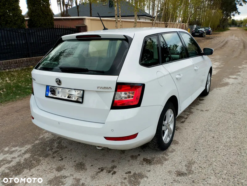 Skoda Fabia 1.0 TSI Ambition - 7
