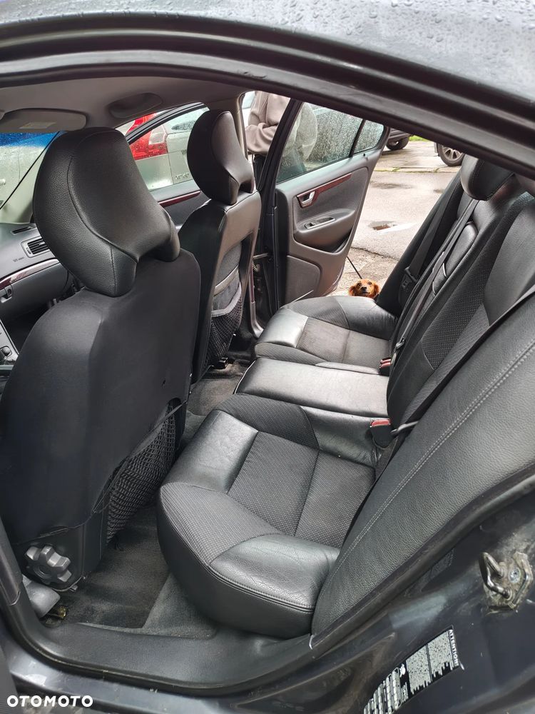 Volvo S60 2.4 Comfort - 8