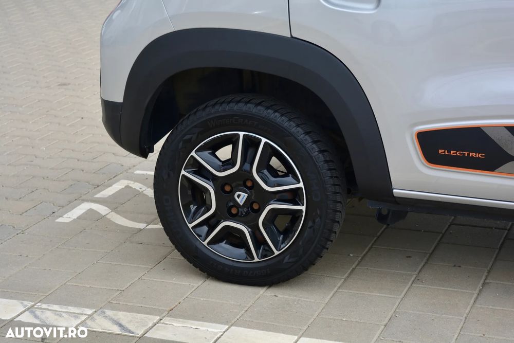 Dacia Spring Comfort Plus - 13