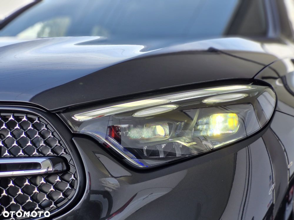 Mercedes-Benz GLC 200 mHEV 4-Matic AMG Line - 38