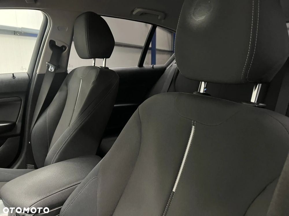 BMW Seria 1 116d Sport Line - 22