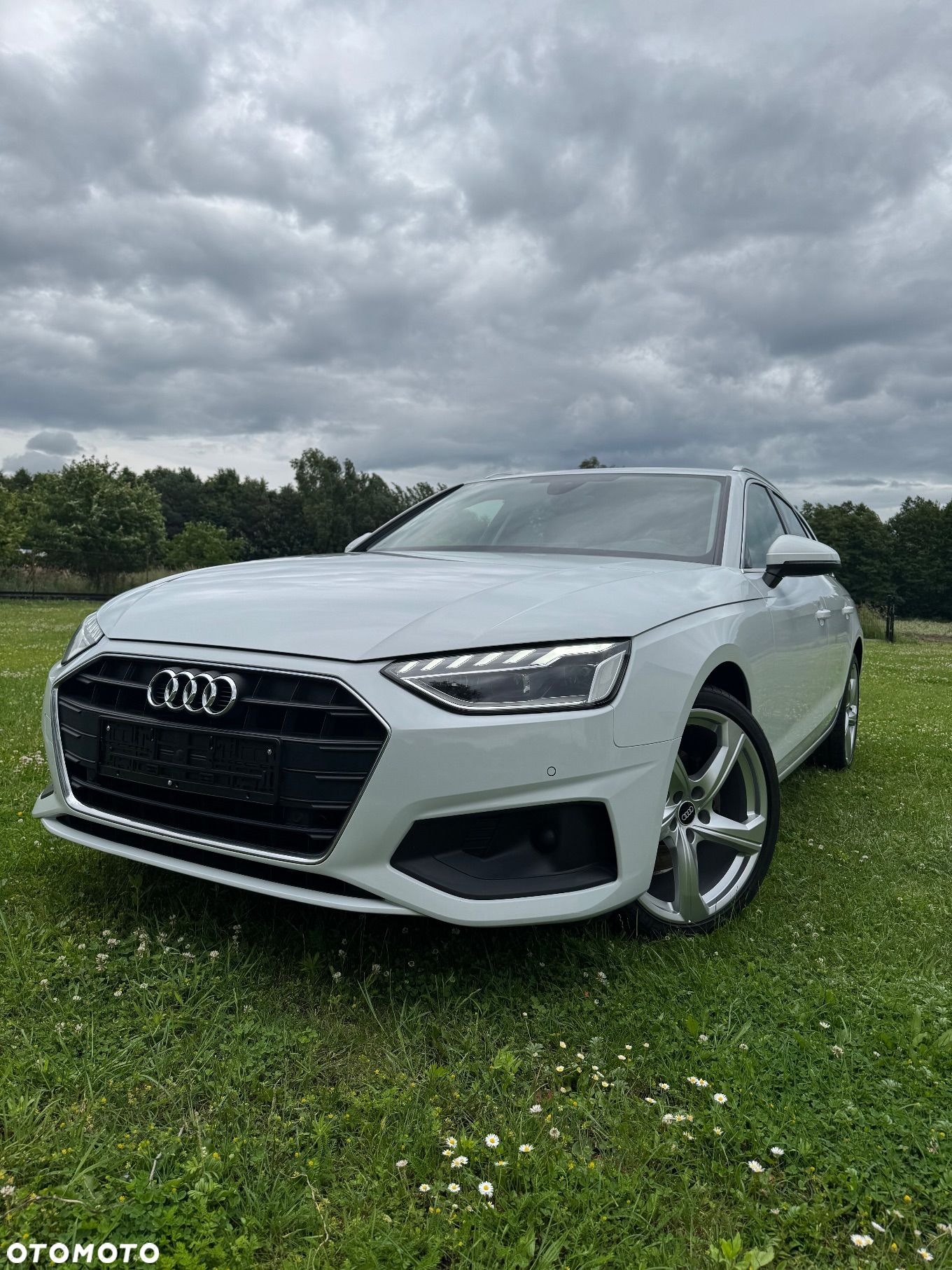 Audi A4 Avant 2.0 TDI S tronic - 1