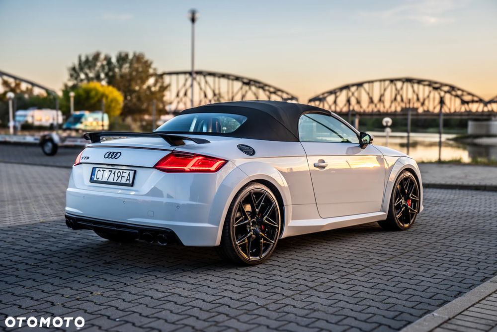 Audi TT S Roadster tronic - 13