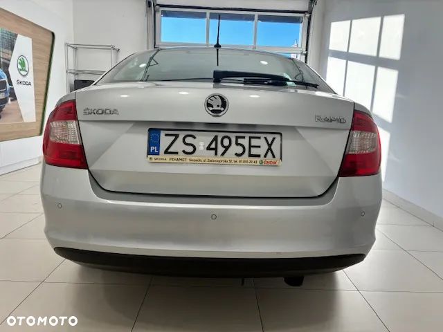 Skoda RAPID 1.2 TSI Ambition - 6