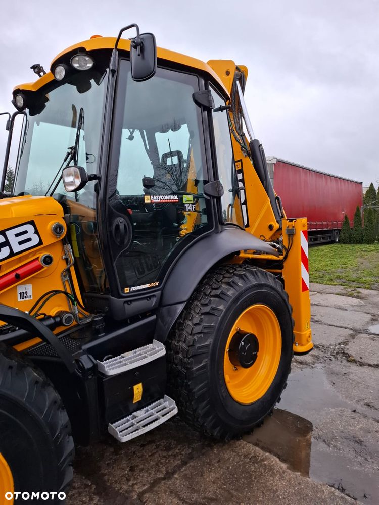 JCB 4CX - 29