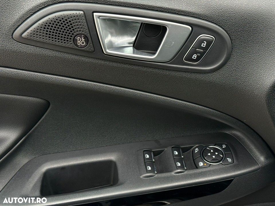 Ford EcoSport 1.0 EcoBoost Titanium - 19