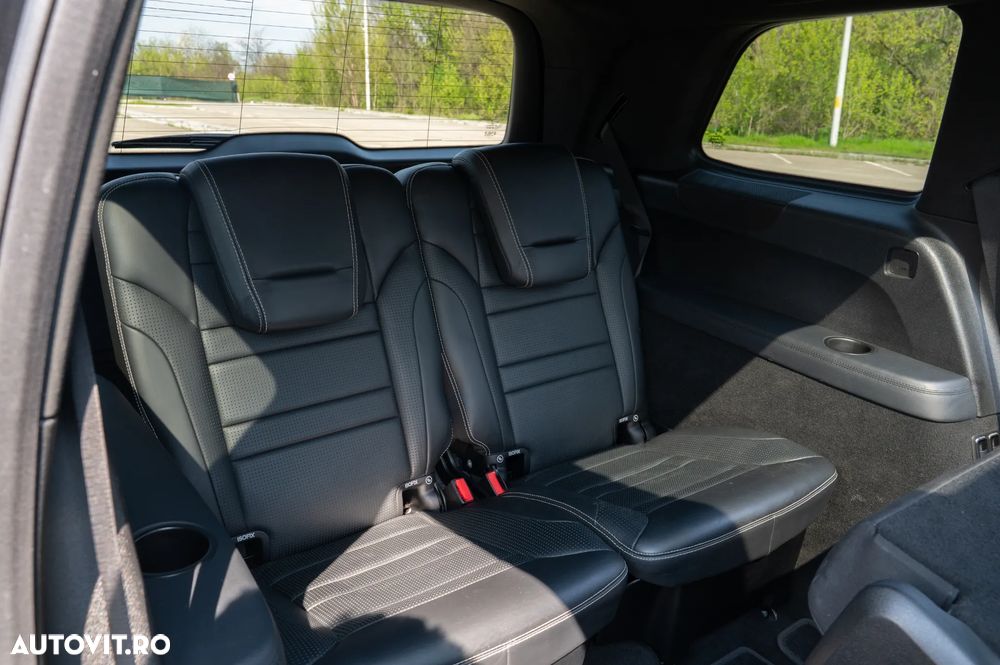 Mercedes-Benz GL 63 AMG 4MATIC AMG Speedshift Plus 7G-TRONIC - 14