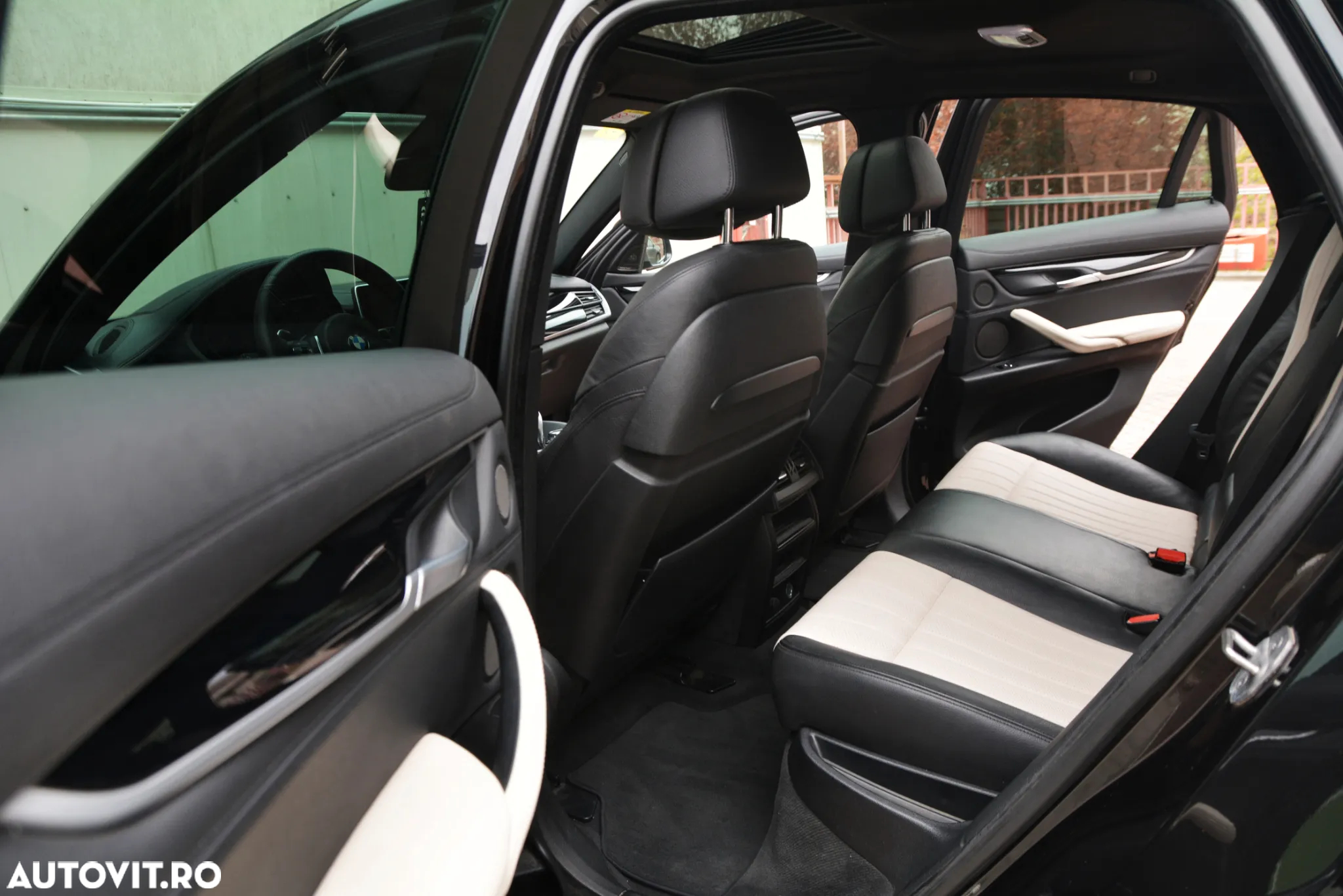 BMW X6 xDrive30d - 13
