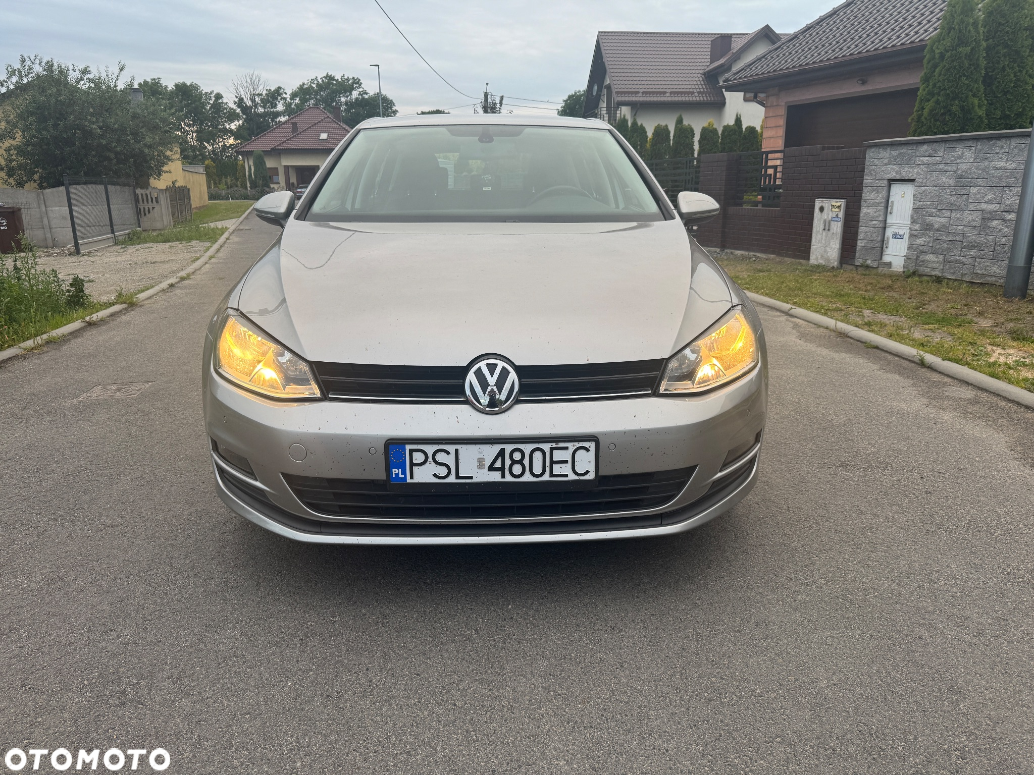 Volkswagen Golf 1.6 TDI BlueMotion Technology Comfortline - 2