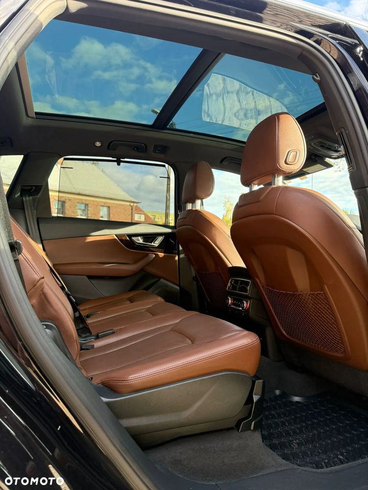 Audi Q7 3.0 TFSI Quattro Tiptronic - 28