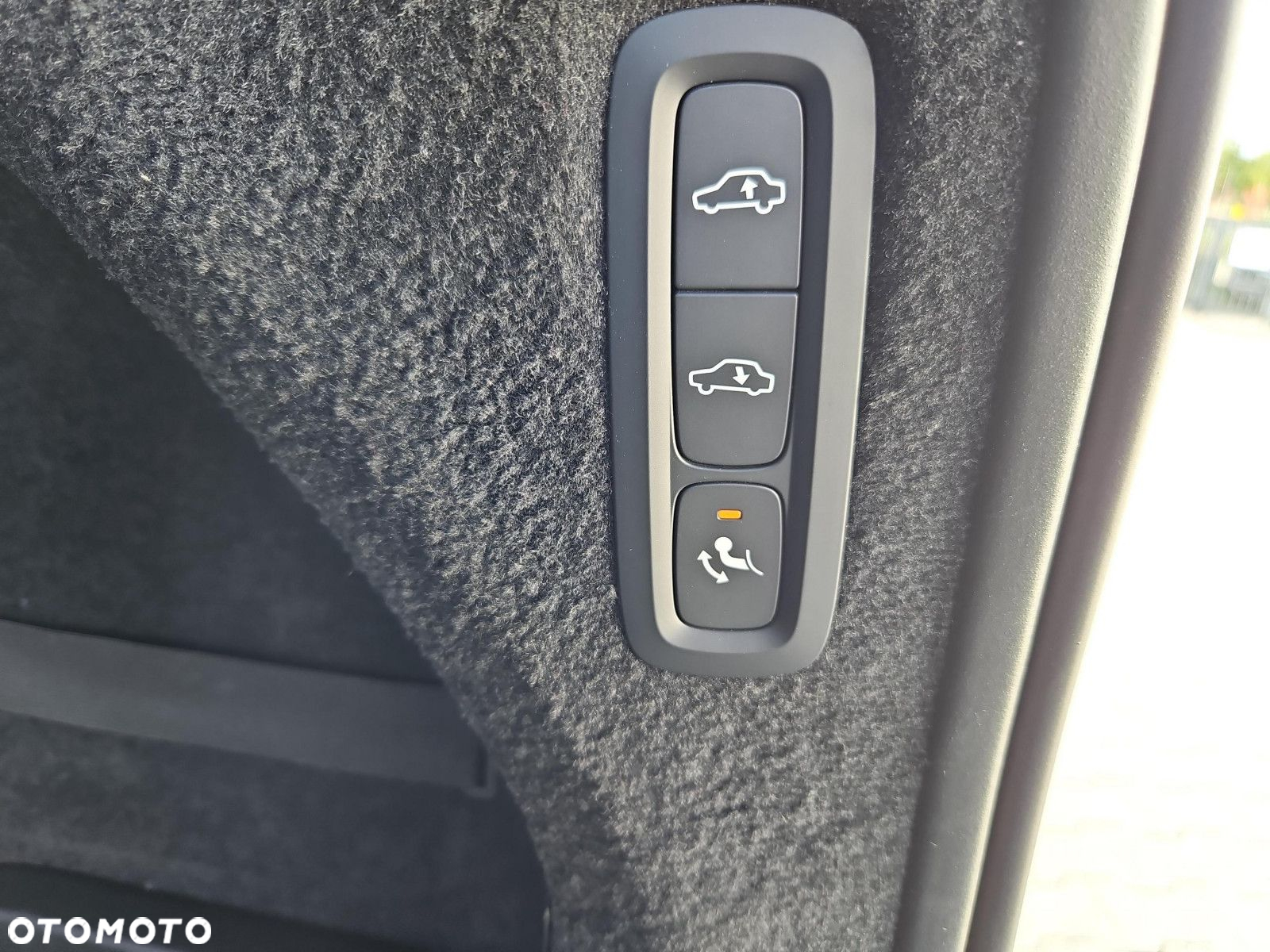 Volvo XC 90 D5 SCR AWD Inscription 7os - 30