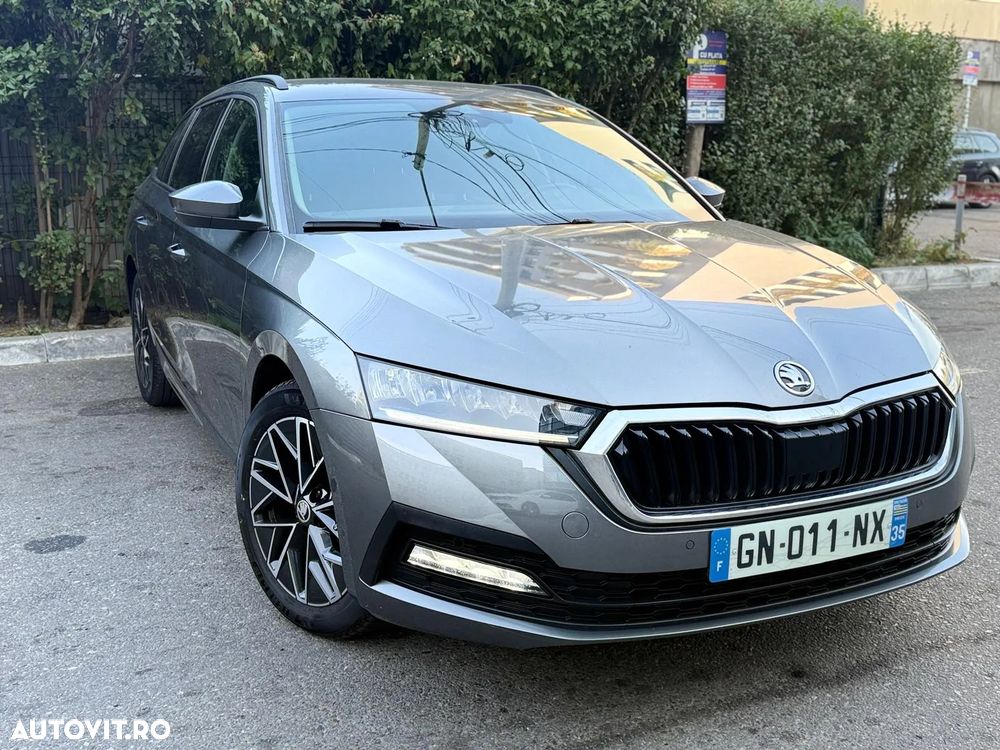 Skoda Octavia 2023 photo 2