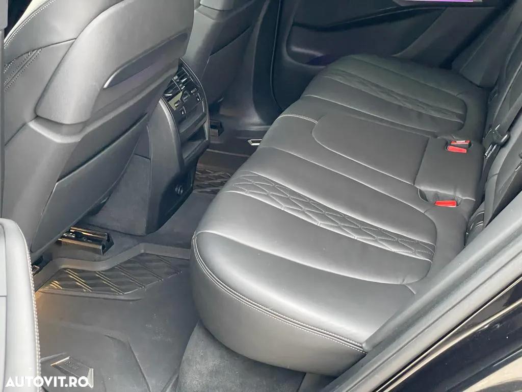 BMW X5 M M50d - 27