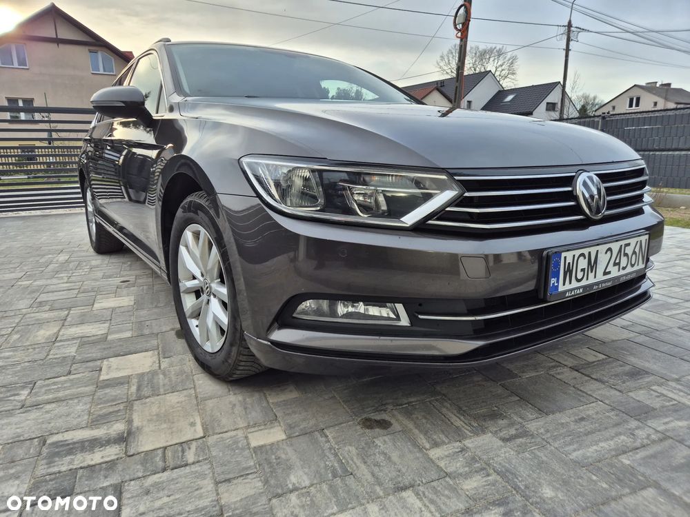 Volkswagen Passat 2.0 TDI (BlueMotion Technology) Highline - 1