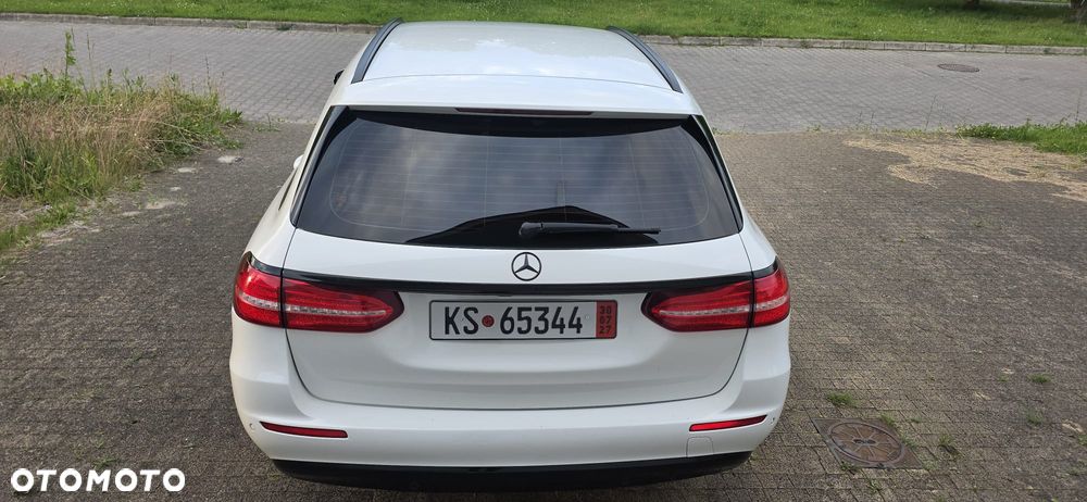 Mercedes-Benz Klasa E 220 d Business Edition 9G-TRONIC - 11
