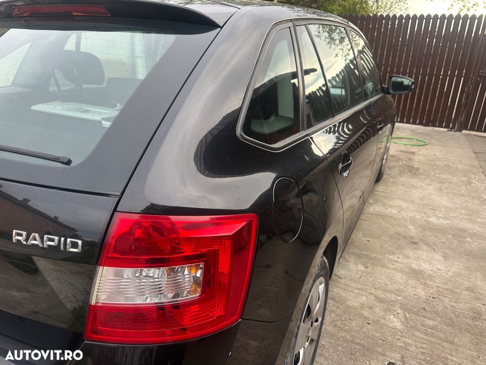 Skoda RAPID 1.4 TDI Style DSG - 9