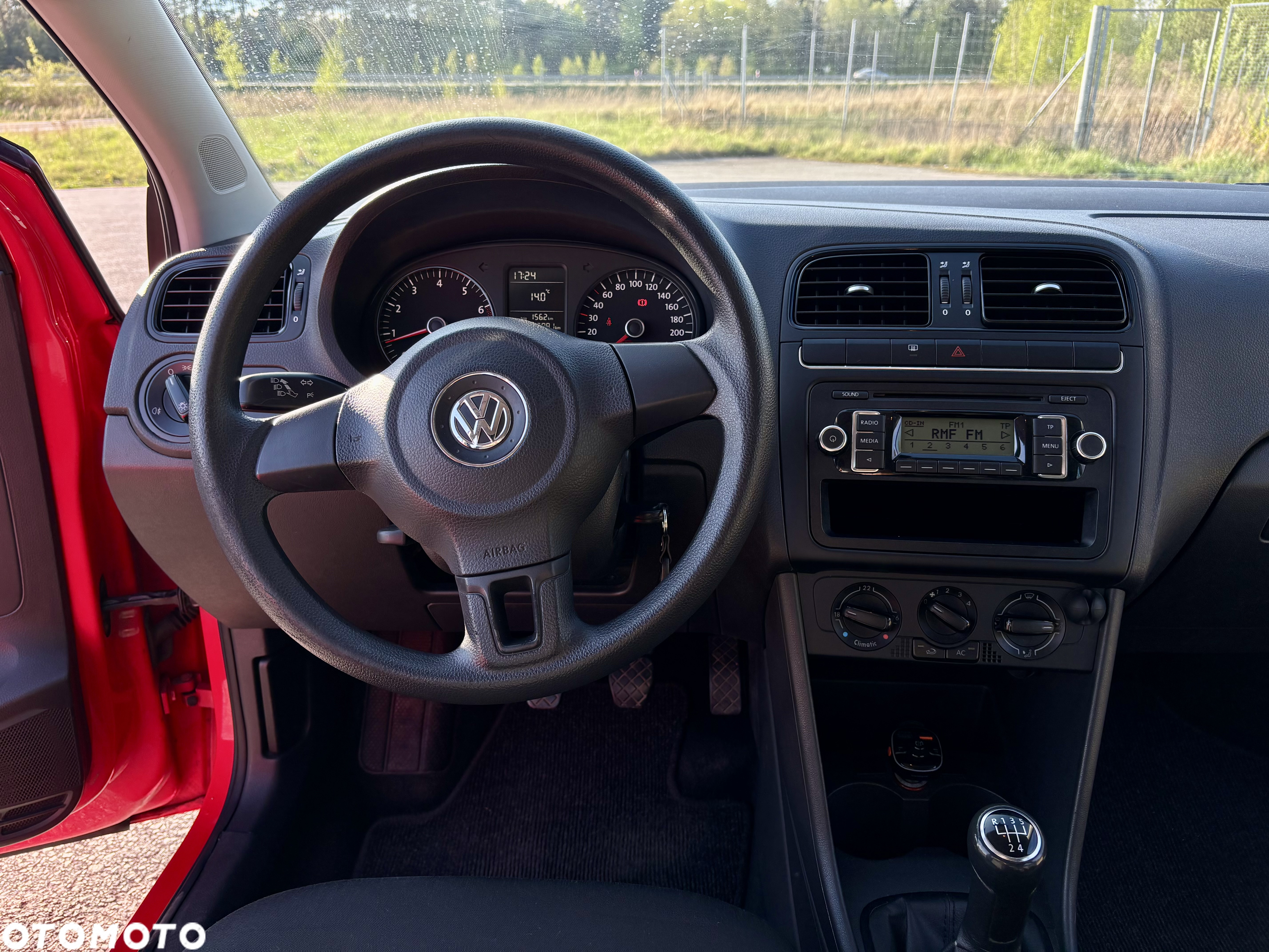Volkswagen Polo 1.4 16V Comfortline - 13