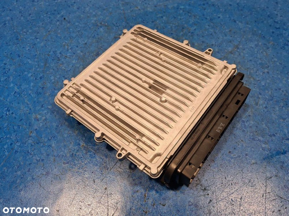 BMW 5 F11 2.0D N47 STEROWNIK SILNIKA 8513250-01 - 8