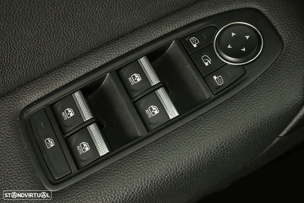 Renault Captur 1.0 TCe Techno Bi-Fuel - 21