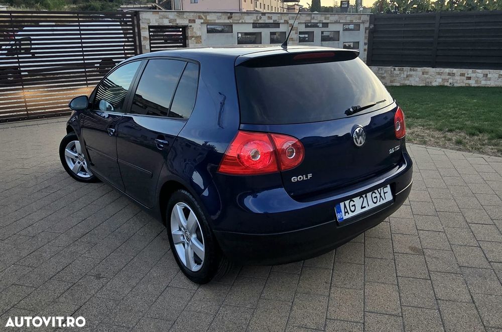 Volkswagen Golf 2.0 TDI Sportline - 6