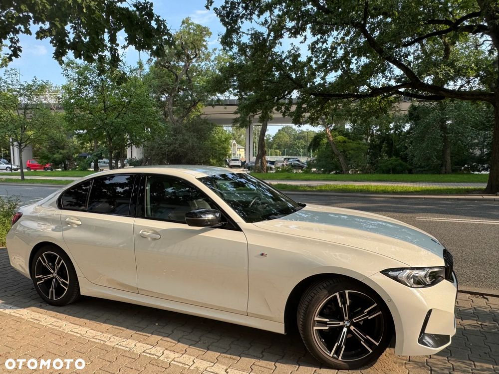BMW Seria 3 318i M Sport - 9
