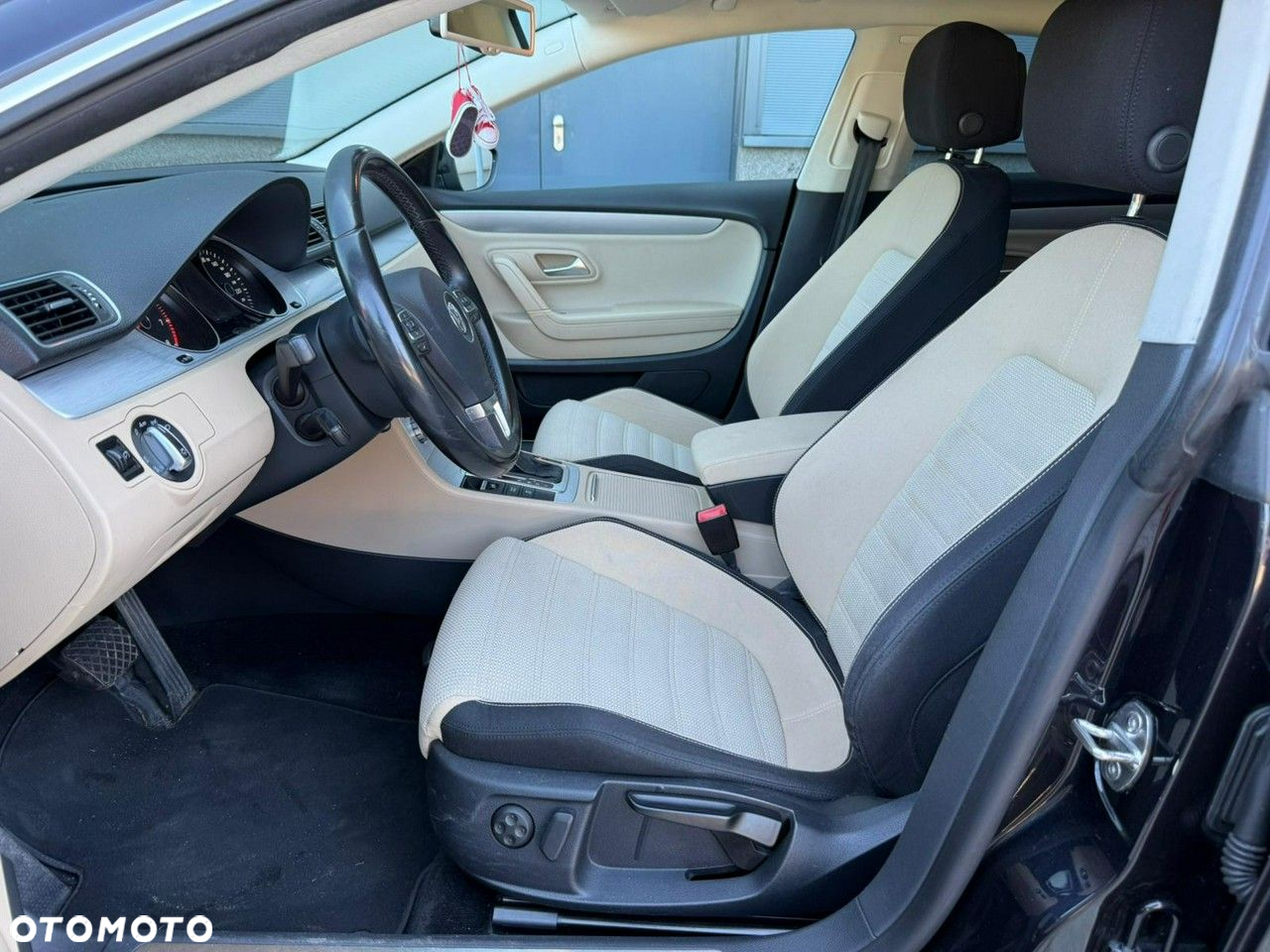 Volkswagen CC - 10