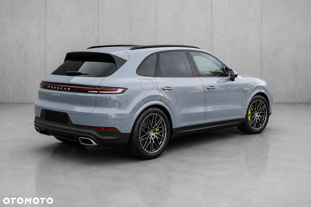Porsche Cayenne - 4