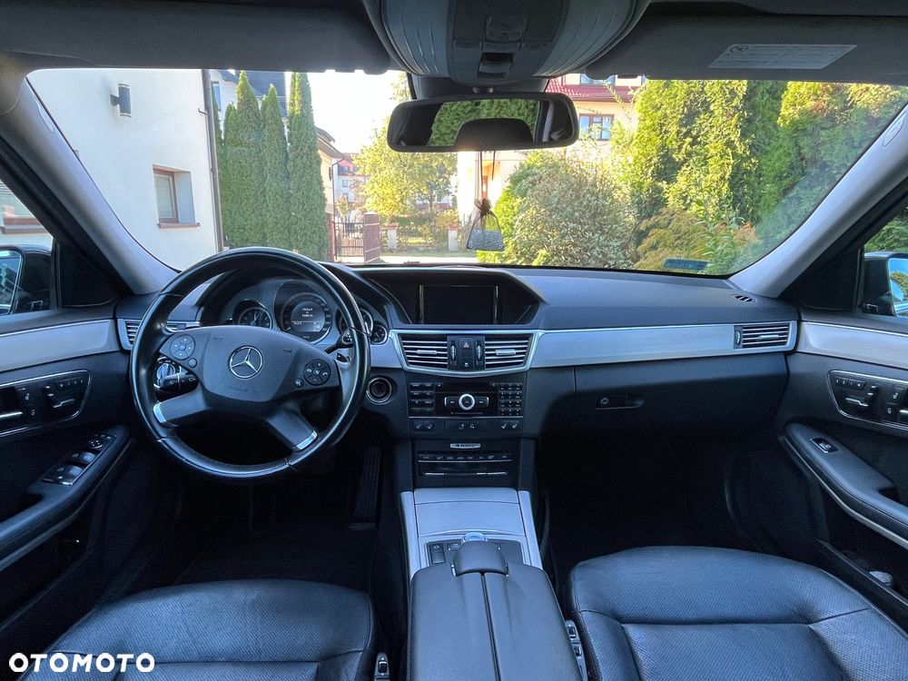 Mercedes-Benz Klasa E 350 CDI DPF 4Matic BlueEFFICIENCY 7G-TRONIC Avantgarde - 11