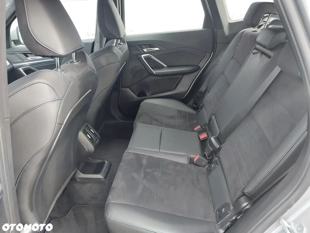 BMW X1 sDrive18i sport - 8