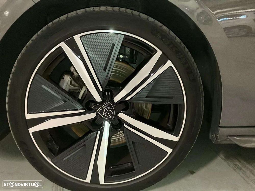 Peugeot 308 SW 1.5 BlueHDi GT EAT8 - 18