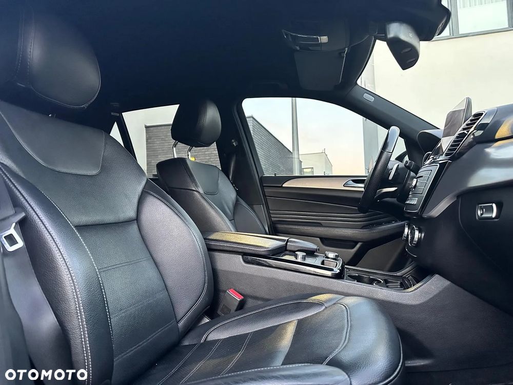 Mercedes-Benz GLE 250 d - 12