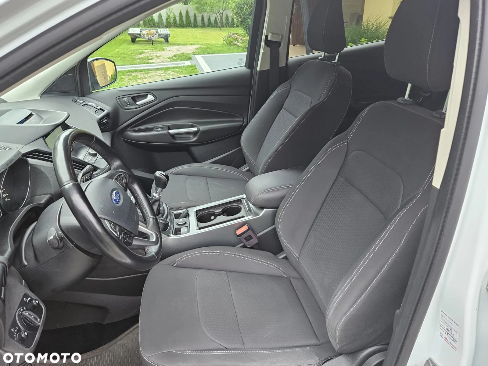 Ford Kuga - 25