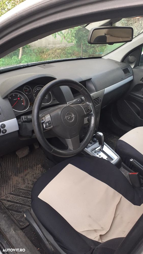 Opel Astra - 8