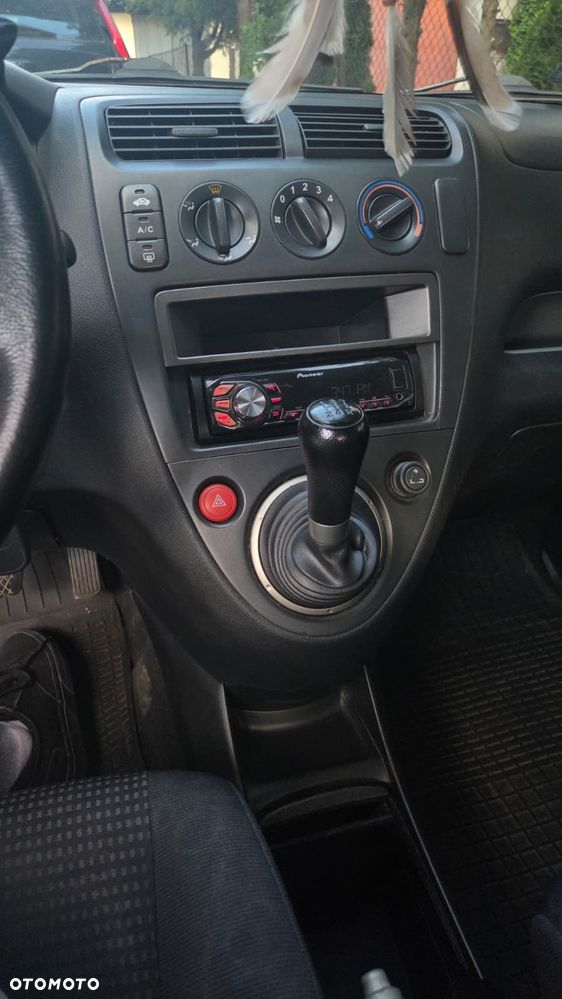 Honda Civic 1.4i LS - 9