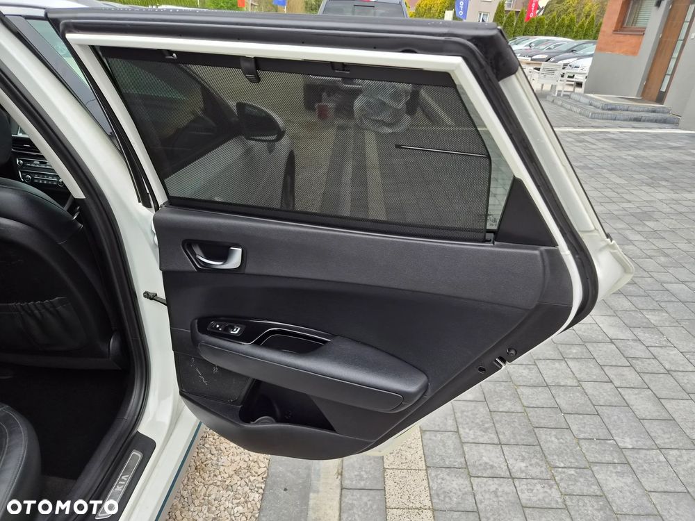 Kia Optima - 23