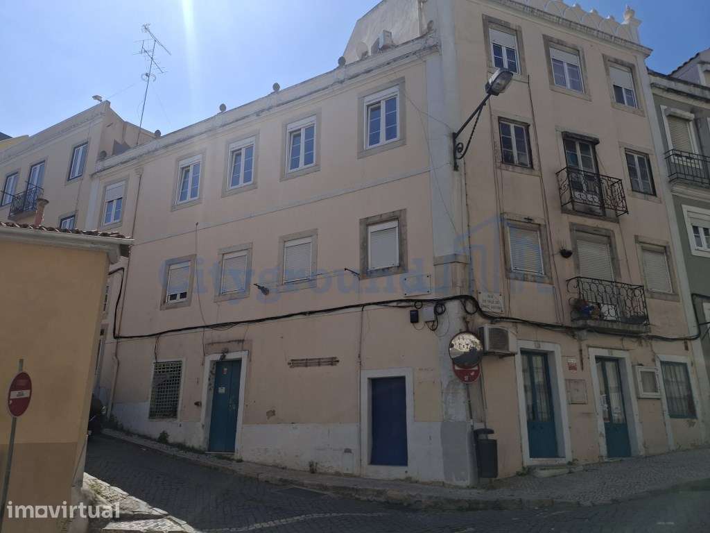 Apartamento com terraço para reabilitação - São Vicente - Grande imagem: 2/27