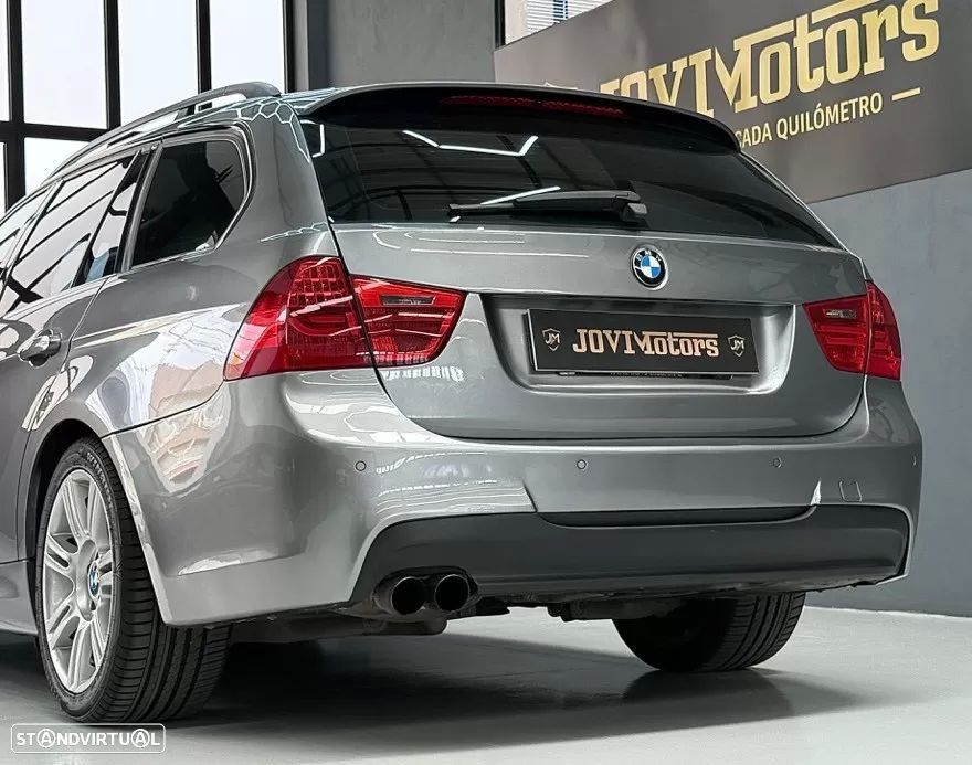 BMW 318 d Pack M - 16