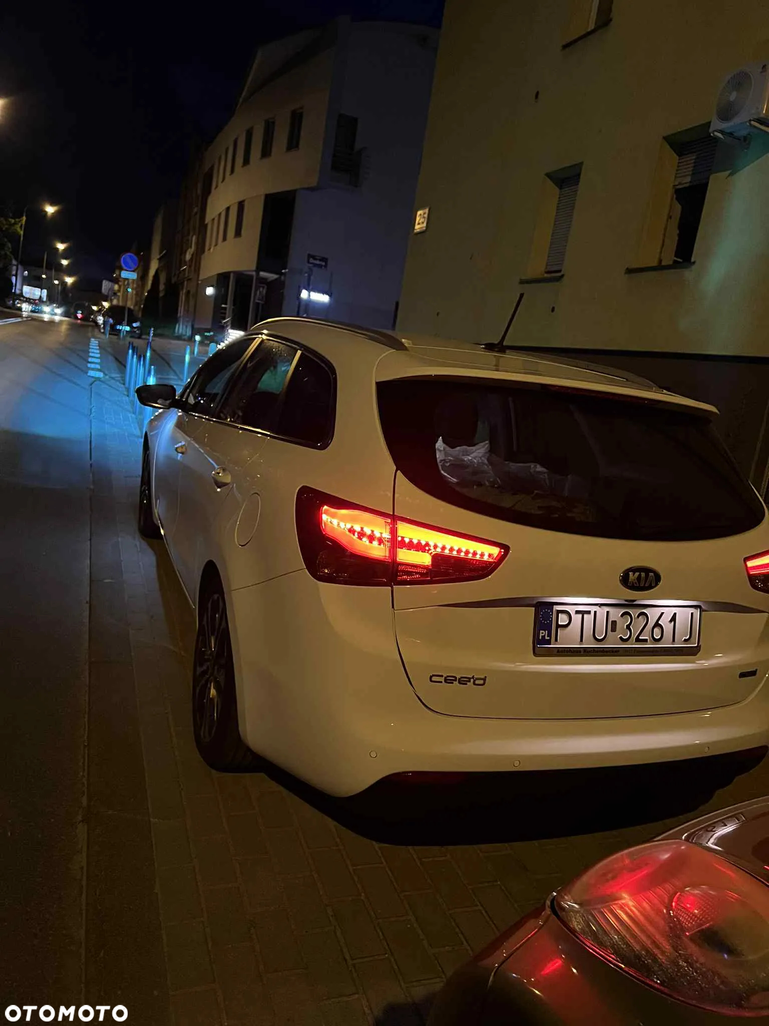Kia Ceed Cee'd 1.6 CRDi XL - 17