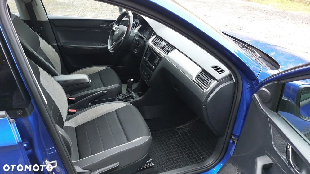 Skoda RAPID Spb 1.2 TSI Active - 16