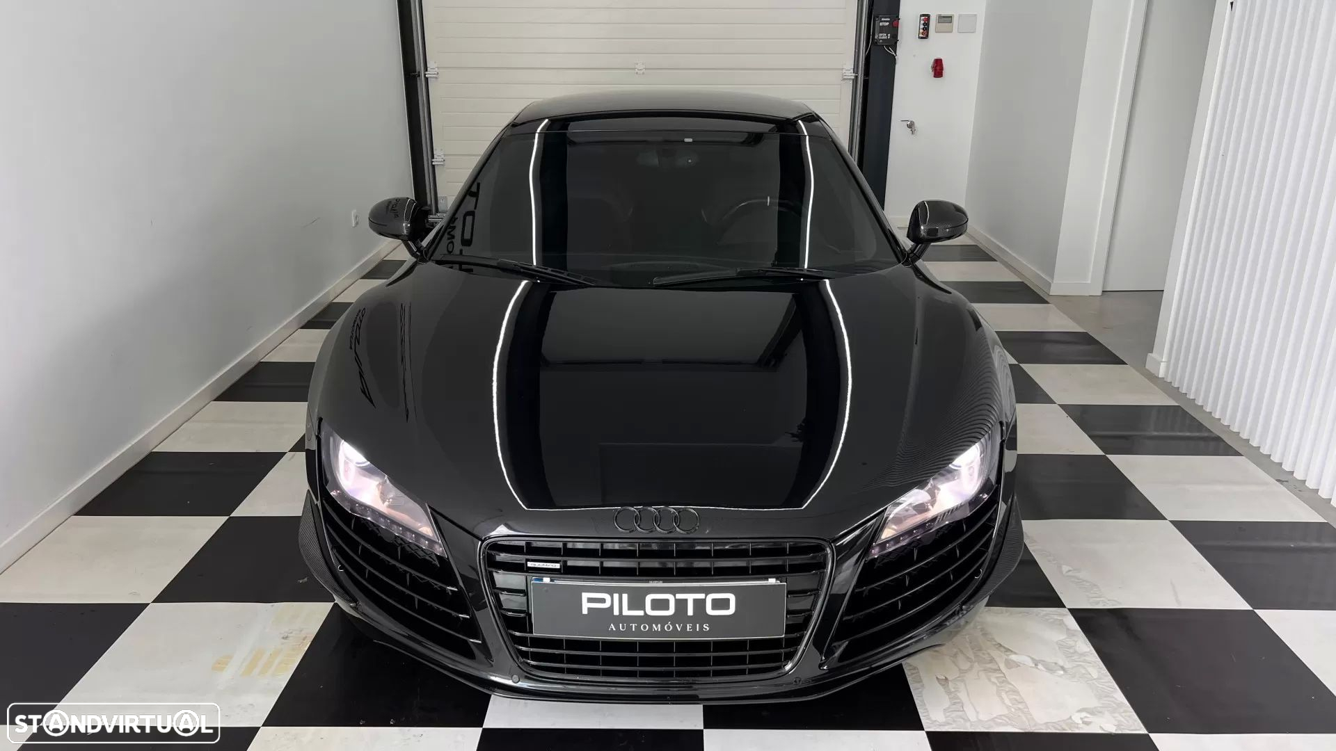 Audi R8 Coupé 4.2 FSI V8 quattro R-tronic - 4