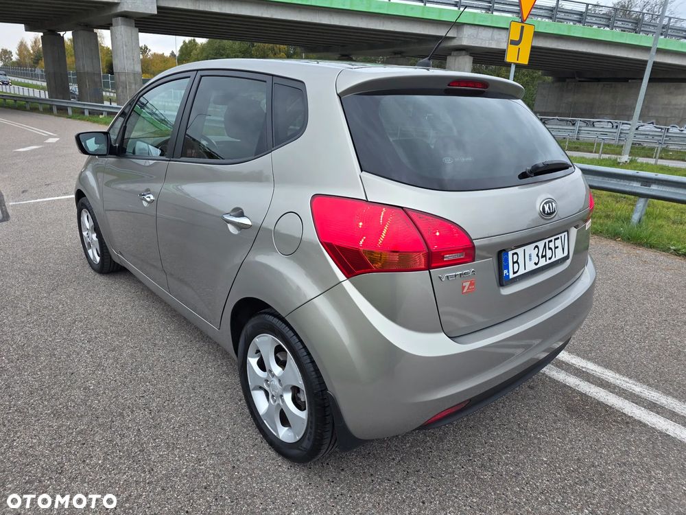 Kia Venga 1.6 CVVT Automatik Platinum Edition - 8